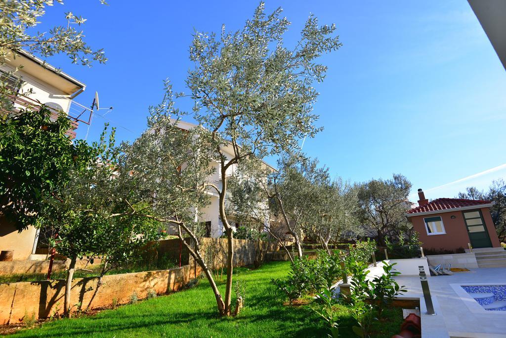 Apartments Villa Coratina Trogir Extérieur photo