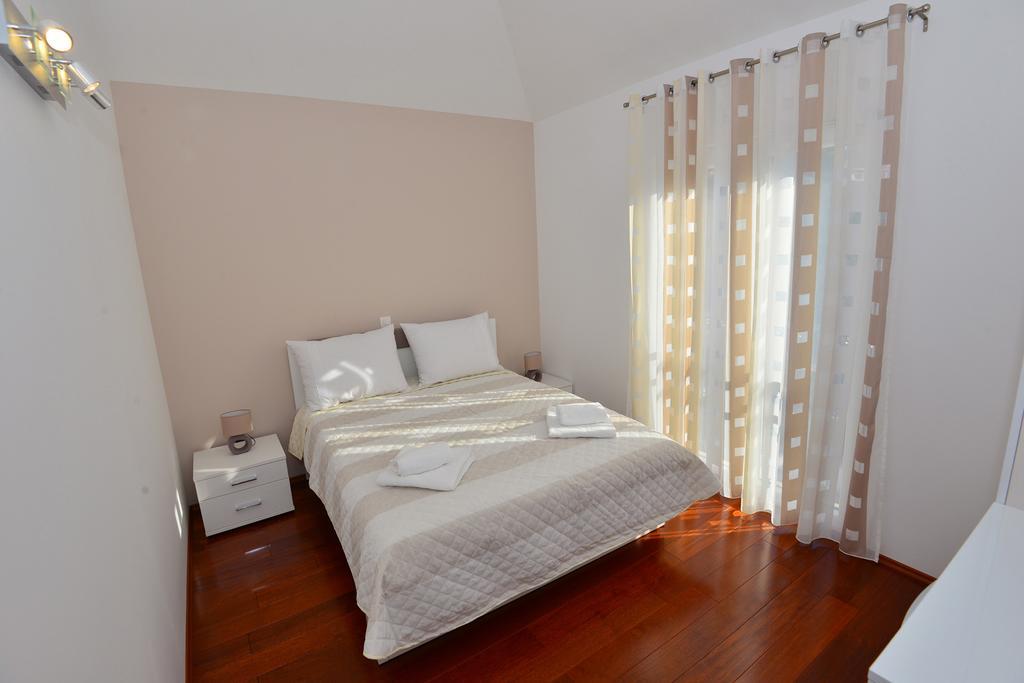 Apartments Villa Coratina Trogir Extérieur photo