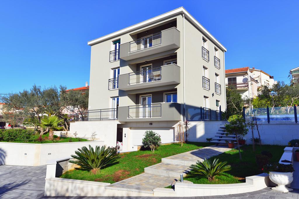 Apartments Villa Coratina Trogir Extérieur photo