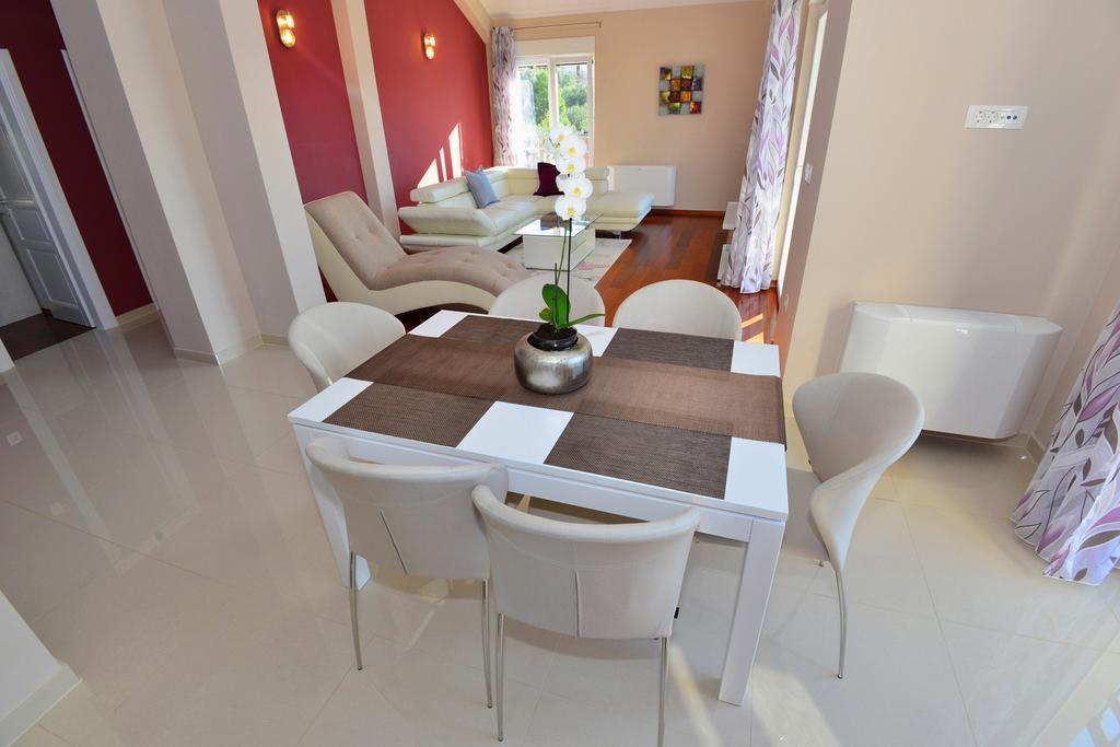 Apartments Villa Coratina Trogir Extérieur photo